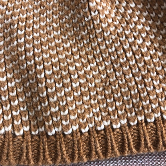 J Crew Factory Knit Beanie with Pompom, Brown & White, One Size - Picture 3 of 6